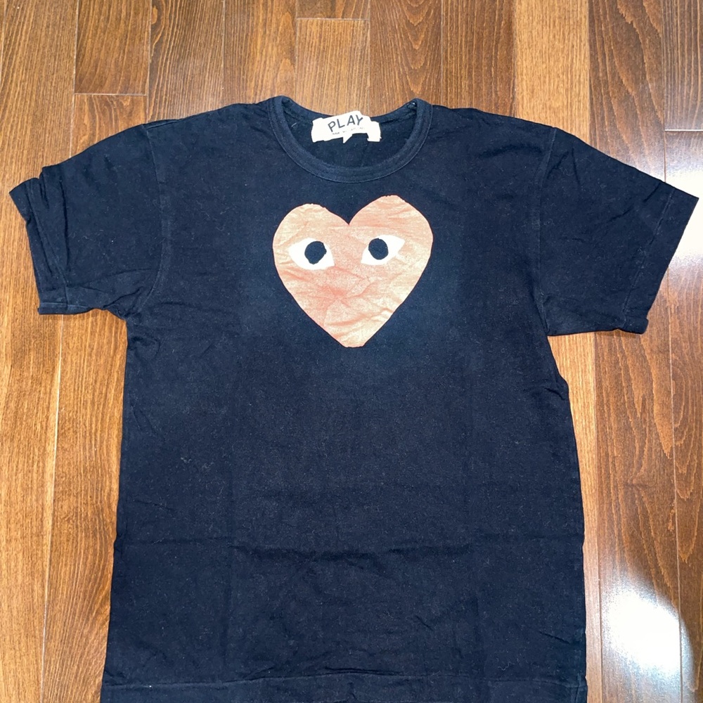 Comme des Garcons PLAY Red Heart T-Shirt
